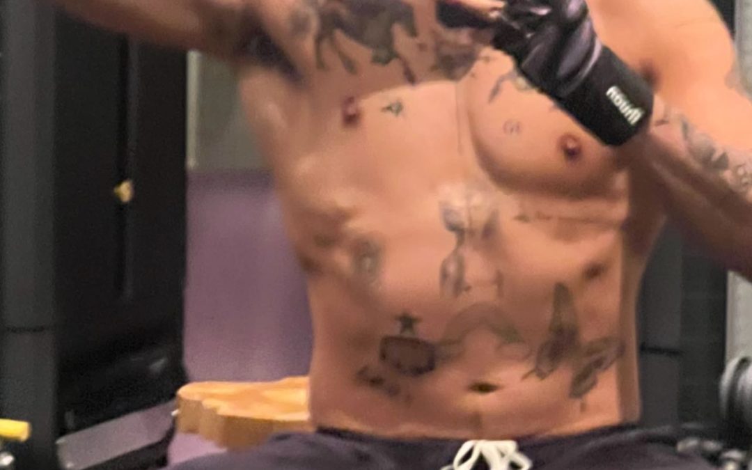 Sexy’ Bad Bunny drives fans wild with naked shower photo: ‘That’s daddy